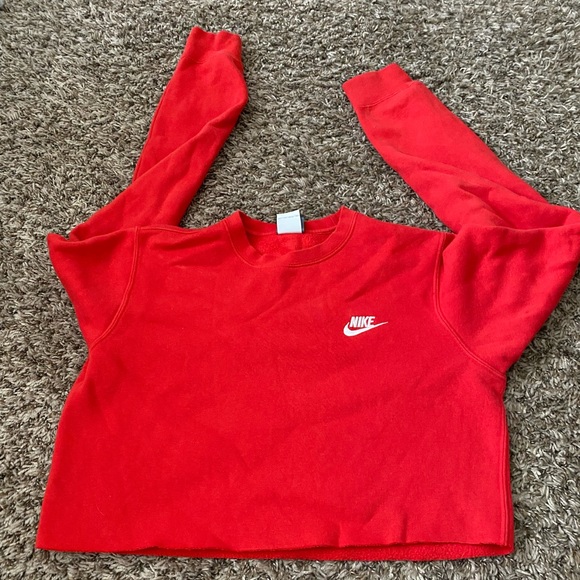 Nike Tops - cropped nike crewneck